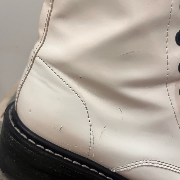 Forever 21 white combat boots Martan style size 6 - Picture 3 of 9